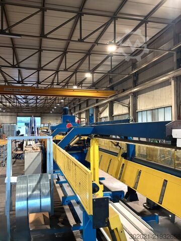 CORRUGATED SHEET METAL ROLL FORM. MACHIN SGP 