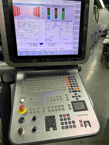 Universal machining center DMG MORI 50