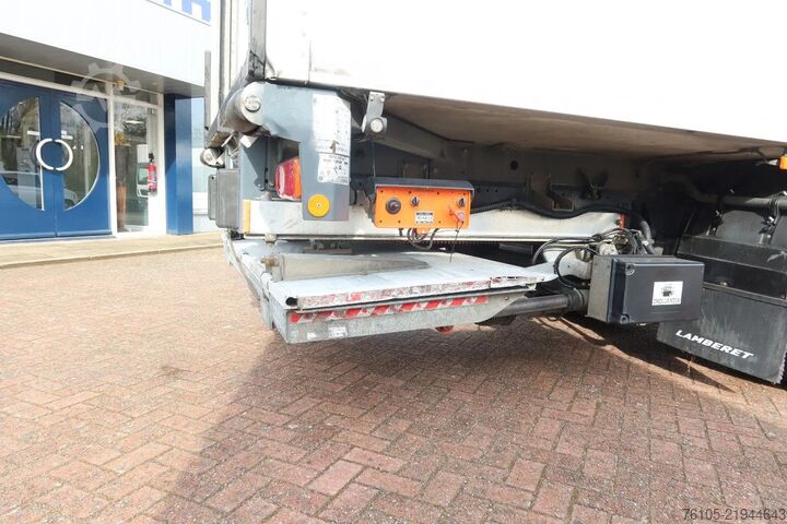 Refrigerated/freezer transport DAF CF 320 Bak + Dhollandia 2000kg klep, Carrier Si...