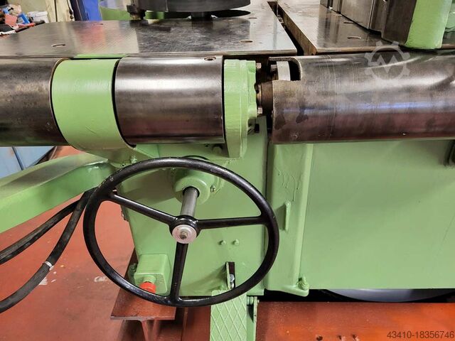 High-performance band saw Stenner VHL 48