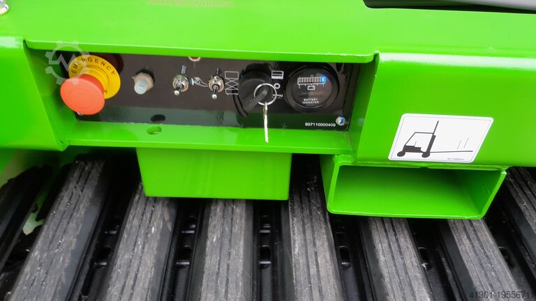 Raupenarbeitsbühne Scherenbühne FRONTEQ FS0814TL