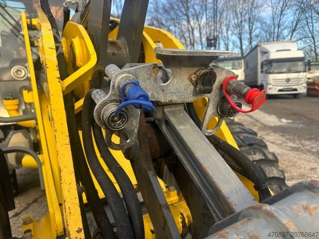 Radlader WACKER WL 38 / Kehrmaschine / Gabel / 2 x Schaufel