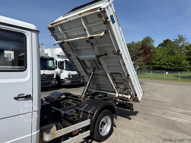 Three-way tipper van MERCEDES-BENZ VARIO 818 D DOKA Kipper MEILLER 3-Seiten+2 X AHK