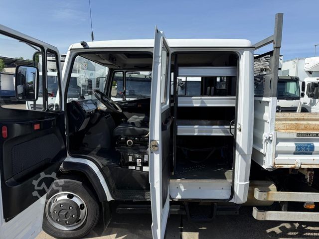 Three-way tipper van MERCEDES-BENZ VARIO 818 D DOKA Kipper MEILLER 3-Seiten+2 X AHK