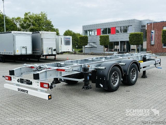 Swap chassis trailer Schmitz Cargobull Zentralachsanhänger Wechselfahrgestell Maxiausführ