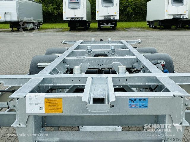 Swap chassis trailer Schmitz Cargobull Zentralachsanhänger Wechselfahrgestell Maxiausführ