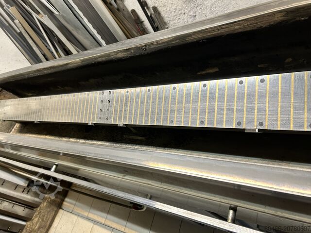 Messer Schleifmaschine MVM AF2000