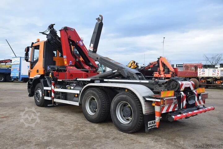 Hakenarmsystem Iveco Trakker AD260T36