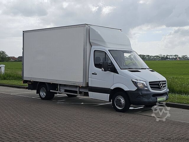 High-roof van MERCEDES-BENZ SPRINTER 513 ac laadklep EURO6