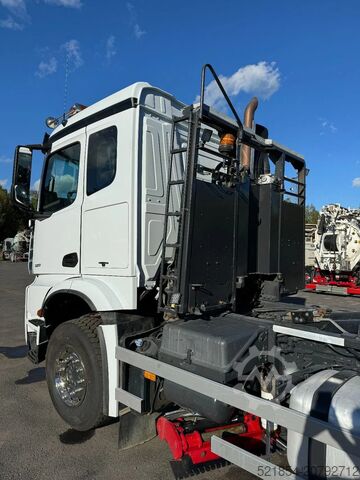 Innenlader Mercedes-Benz Arocs 3251 8x4*4, JOAB Hook-lift + Plow-equippe...