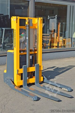 Hochhubwagen Jungheinrich EJC B12 - Batterie Bj. 2026 NEU