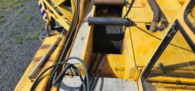 IHC Fundex F12SE IHC Fundex F12SE