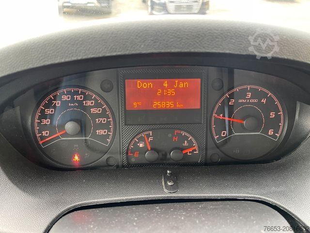 Transporter mit Koffer PEUGEOT Boxer 120kw * LBW * Klima * Navi * 3,5t