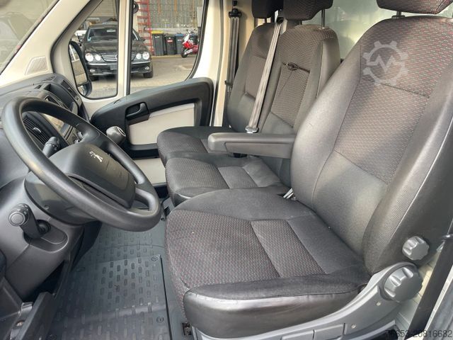 Transporter mit Koffer PEUGEOT Boxer 120kw * LBW * Klima * Navi * 3,5t