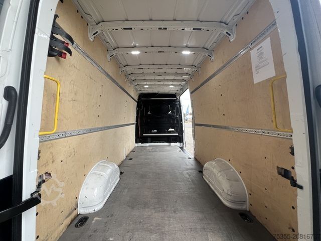 Kastenwagen hoch VOLKSWAGEN Crafter Hoch+Lang Klima Kamera Parktronic 3Sitze