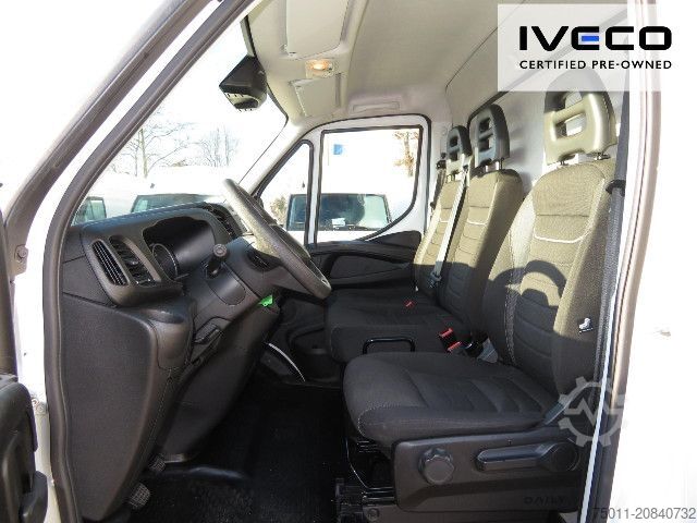 Transporter mit Koffer IVECO Daily 35C16 Koffer/LBW Klima, Zwillingsreifen