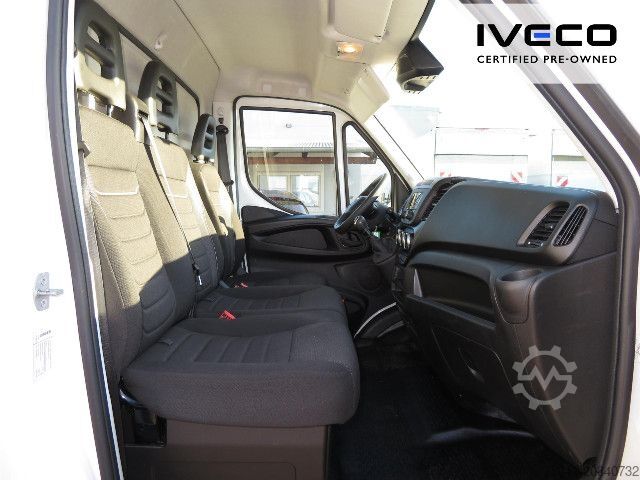 Transporter mit Koffer IVECO Daily 35C16 Koffer/LBW Klima, Zwillingsreifen