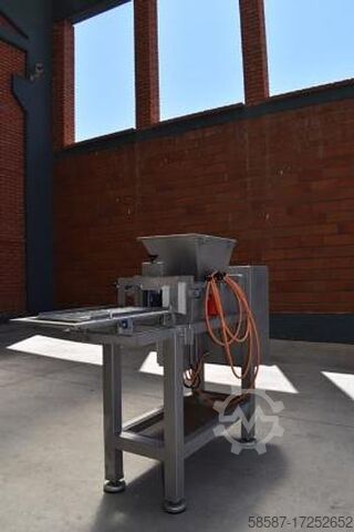 Neue Butterextruder und Formmaschinen von Dairy Machinery UK Dairy Machinery UK DMUK EXSH1