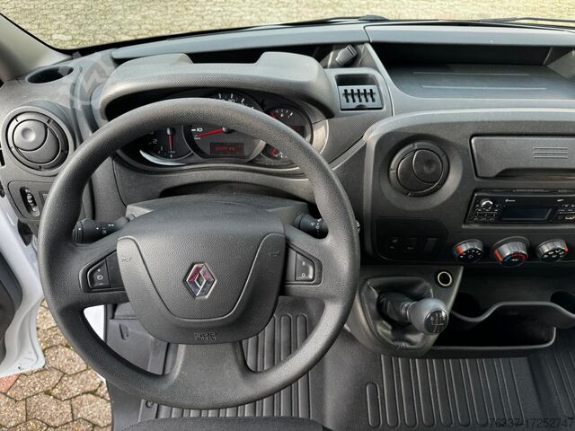 Box van Renault Hubarbeitsbühne Versalift  VTL-145 F