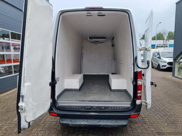 Refrigerated/freezer transport (delivery van) Mercedes-Benz Sprinter 516 CDI Kuhlwagen Maxi Carrier Viento ...