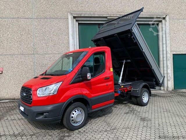 Transporter mit Kipper Ford Transit 350 Gemellato - Ribaltabile Trilaterale