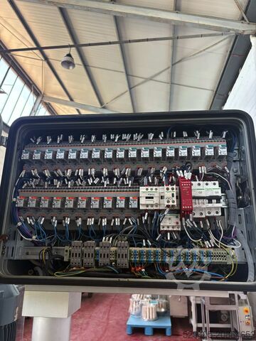 Ligne de remplissage et sertissage automatique pour boîtes / pots / canettes / conserves rigides Indosa Matic 100