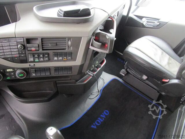 Crane truck Volvo FH 540 FH 540 8x4 Euro 6 HIAB 302 E-6 + JIB 45X-3