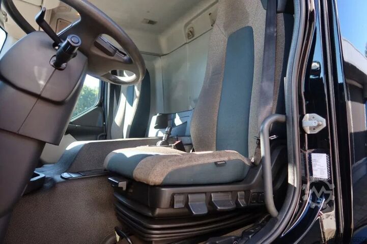 Box body Volvo FE 250 FE 250 Bak + klep E6