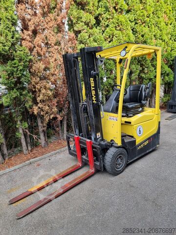 Gabelstapler Hyster A1.3XNT mit sehr wenig Stunden!