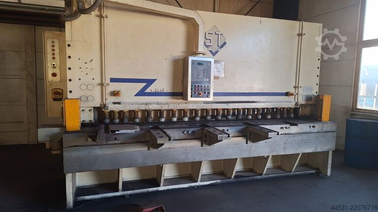 Hydraulic guillotine shear Steiner HTS 30 113