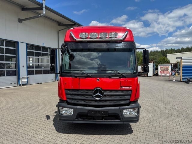 Box truck MERCEDES-BENZ 1224 L 7,3m  LBW 1.5t Klima Heizung 1 Bett