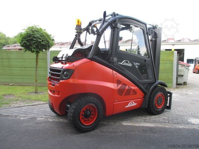 Treibgasstapler Linde H50T-01