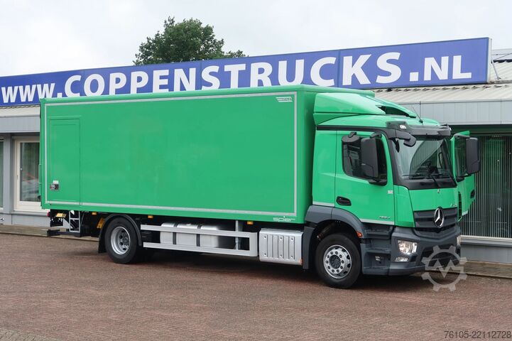 Box body Mercedes-Benz Actros 1824L Bakwagen + Laadklep 2000 kg
