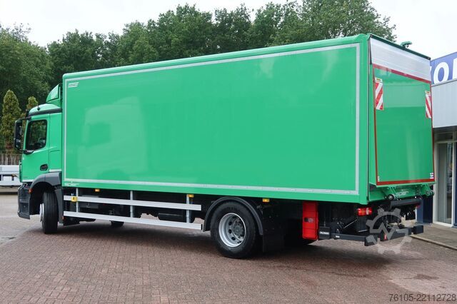Box body Mercedes-Benz Actros 1824L Bakwagen + Laadklep 2000 kg