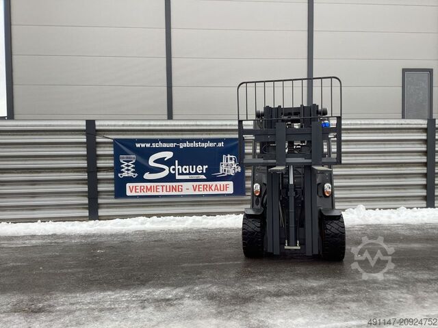 Electric 4-wheel forklift Linde E40L-01/600 Container Version