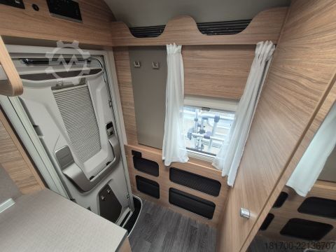 Semi-integrated camper Weinsberg X-CURSION VAN 500 LT EDITION [PEPPER] 2023*Sparvorteil 40.088¤*