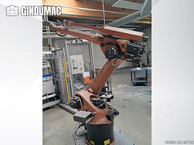 KUKA KR 30L16-2 mit KRC 4 KUKA KR 30L16-2 mit KRC 4