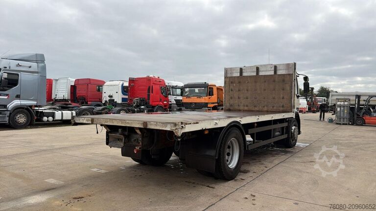 Flatbed Renault Midlum 270 (18 TONNES / BOITE MANUELLE / MANUAL...