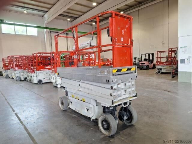 Scissor lift JLG 2030ES