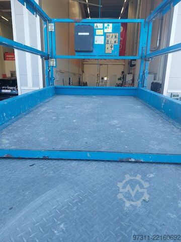 Scissor lift Genie GS-3369 RT OR
