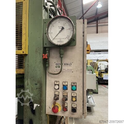 Mackey Bowley Hydraulic Press 100tonnes Capacity, MACKEY BOWLEY PRESS