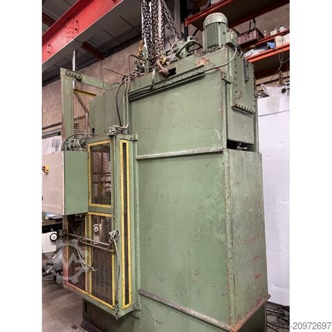 Mackey Bowley Hydraulic Press 100tonnes Capacity, MACKEY BOWLEY PRESS