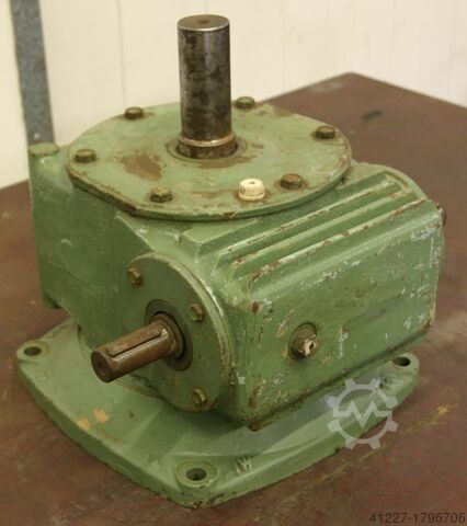 Winkelgetriebe VEB 10 V 7