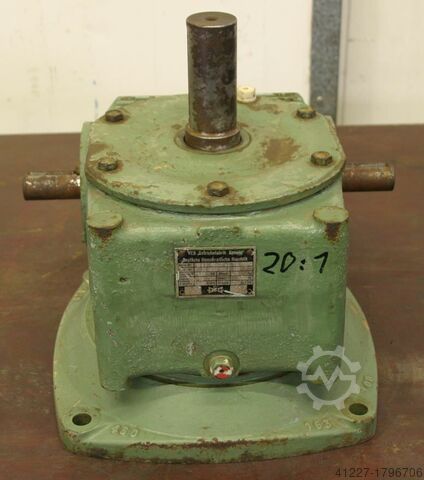 Winkelgetriebe VEB 10 V 7
