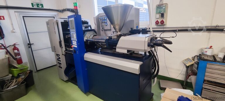 Spritzgießmaschine BATTENFELD PLUS 350/75