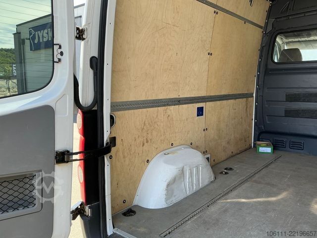 Minibus VW Crafter Kasten 35 kurz L1H2 Hochdach