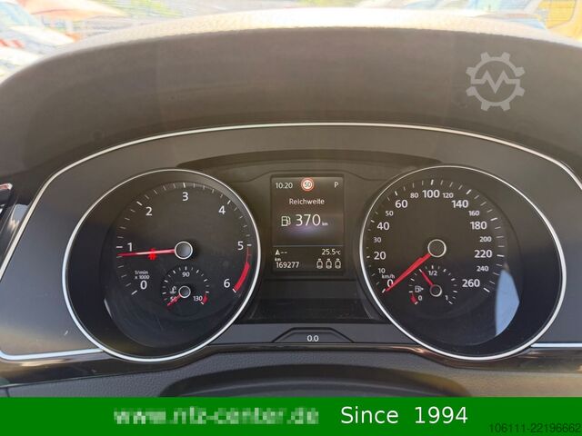 Minibus VW Passat Variant Business 2,0TDI DSG ACC