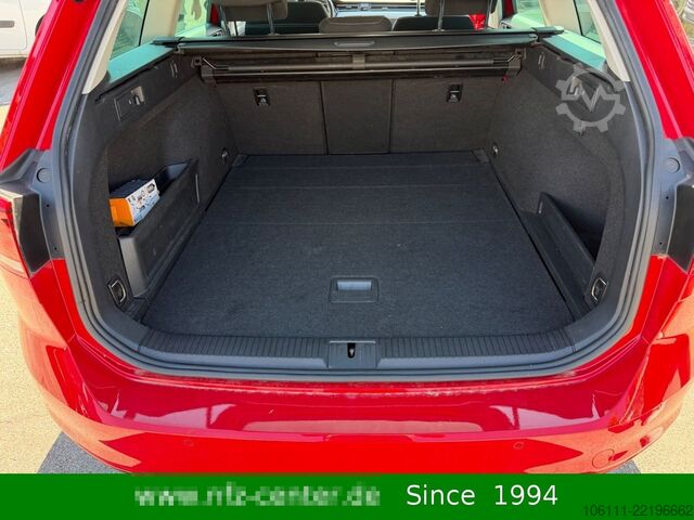 Minibus VW Passat Variant Business 2,0TDI DSG ACC