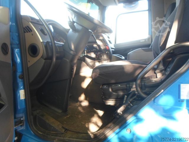 Refrigerated truck DAF CF 410/6x2/ Tiefkühler Lamberet