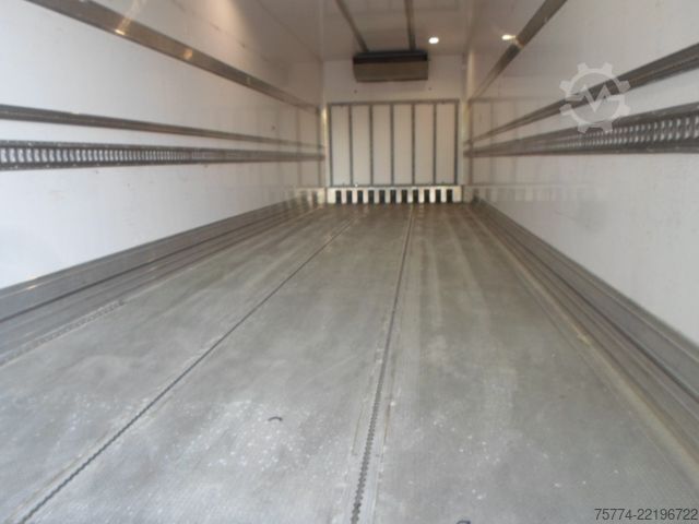 Refrigerated truck DAF CF 410/6x2/ Tiefkühler Lamberet